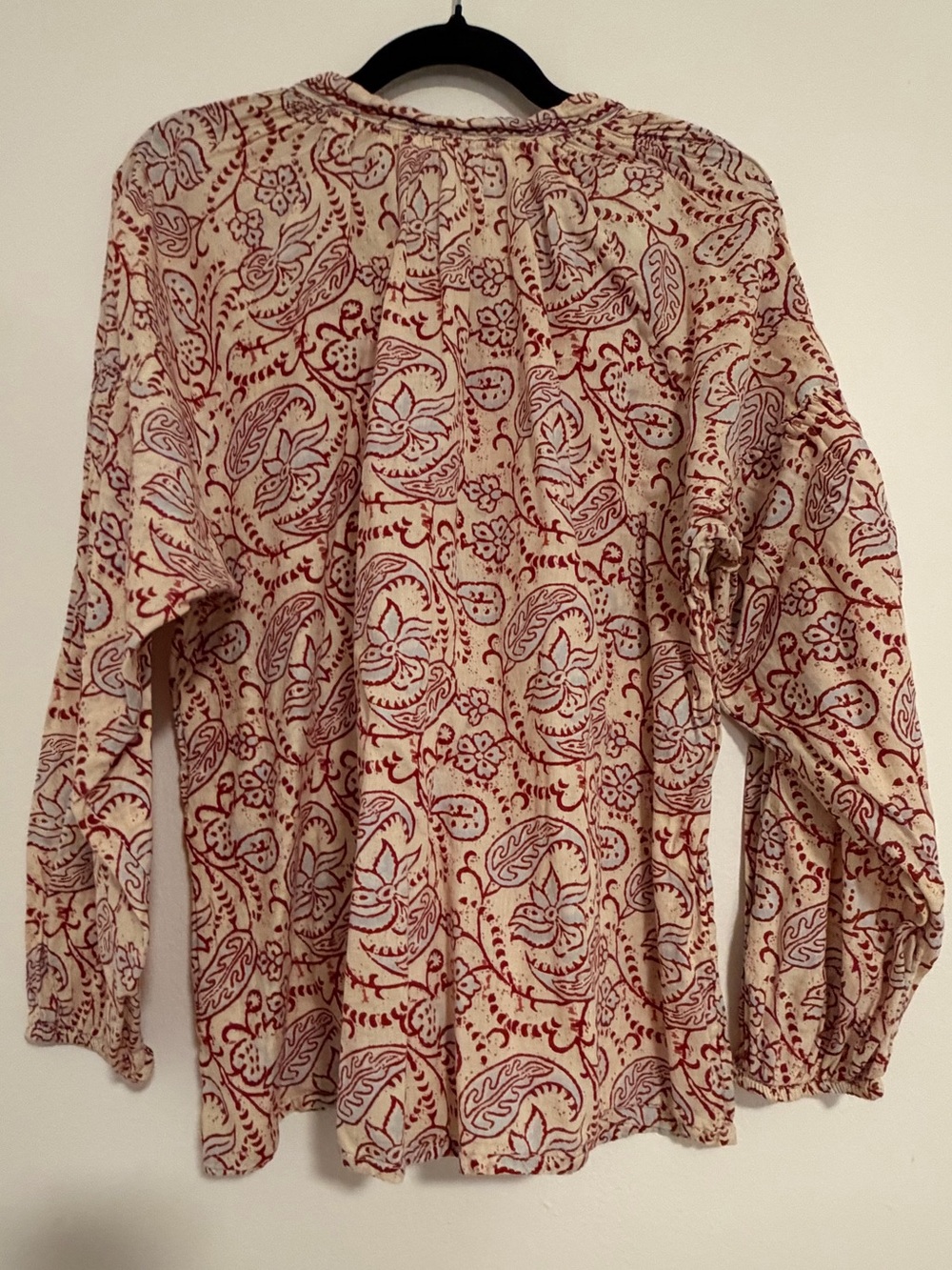 Maison Hotel Lina Blouse – Red & Blue Paisley Block Print XL - Picture 3 of 5